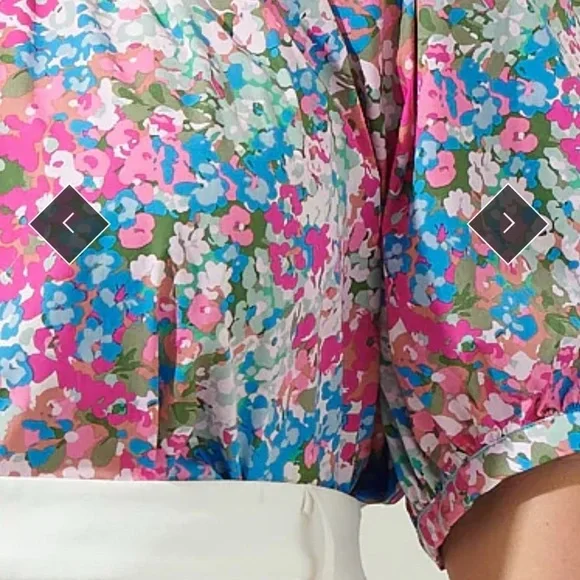 SUGARLIPS Avery Blossom Floral Smocked Mock Neck Top in Dusty Pink Size Small - Picture 3 of 12